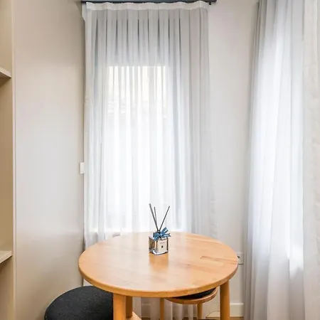 Exquisite Studio W/ac 5 Min To Taksim Square Lejlighed
